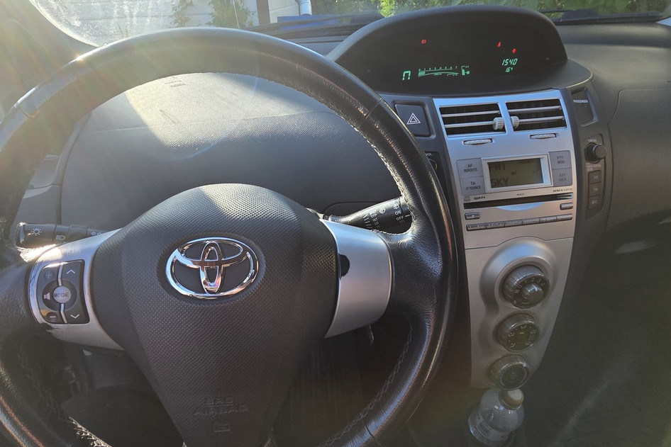 Toyota Yaris, 2007, 1.3, 64 kW, bensiin, automaat, esivedu