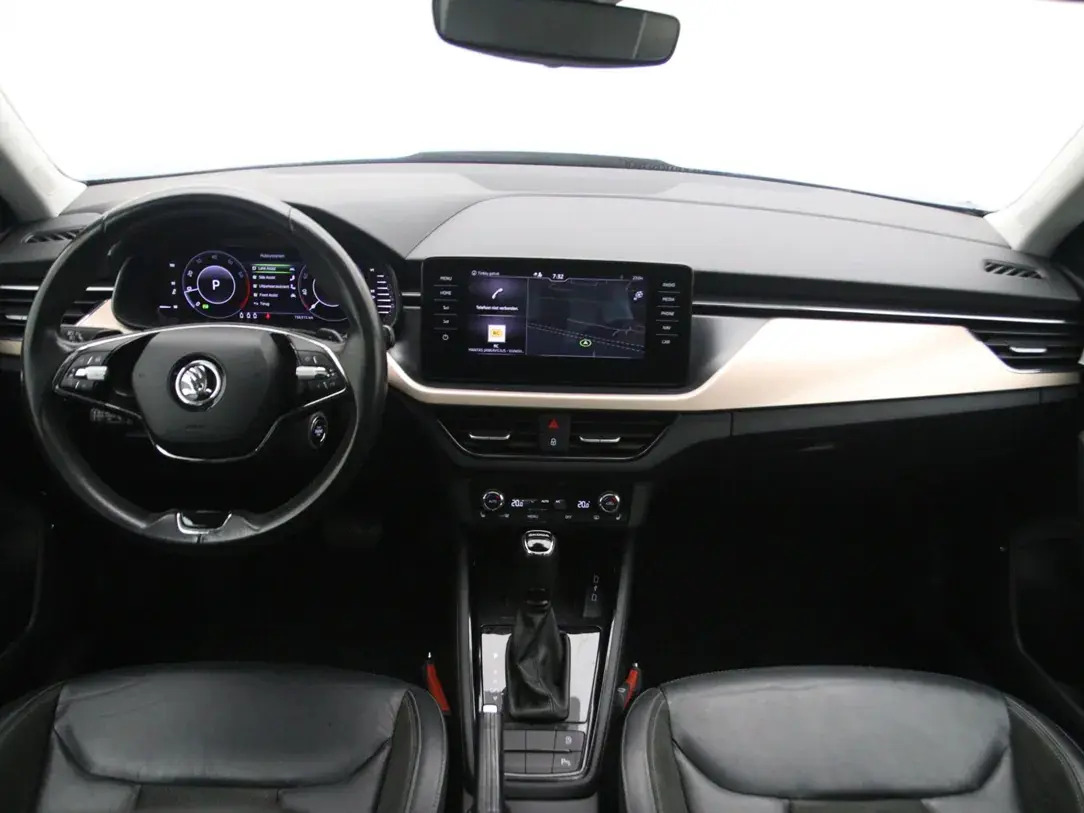 Škoda Kamiq 2022, photo 2/36