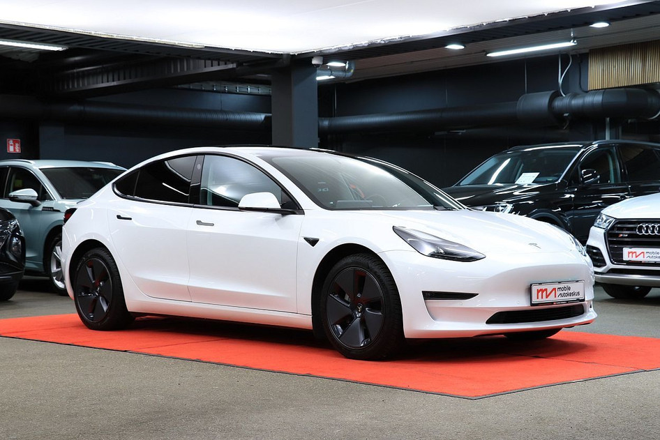 Tesla Model 3, 2022, 153 kW, electric, automatic, four-wheel drive