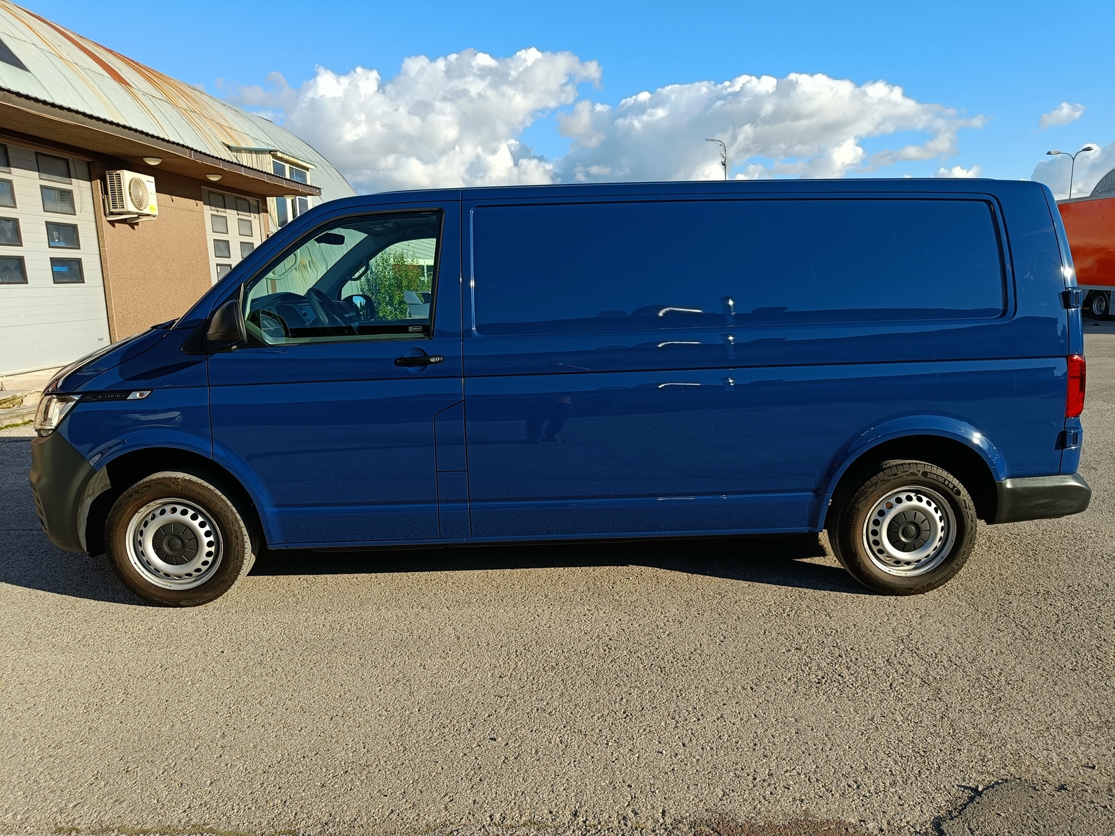 Volkswagen Transporter LONG 2020, kuva 3/24