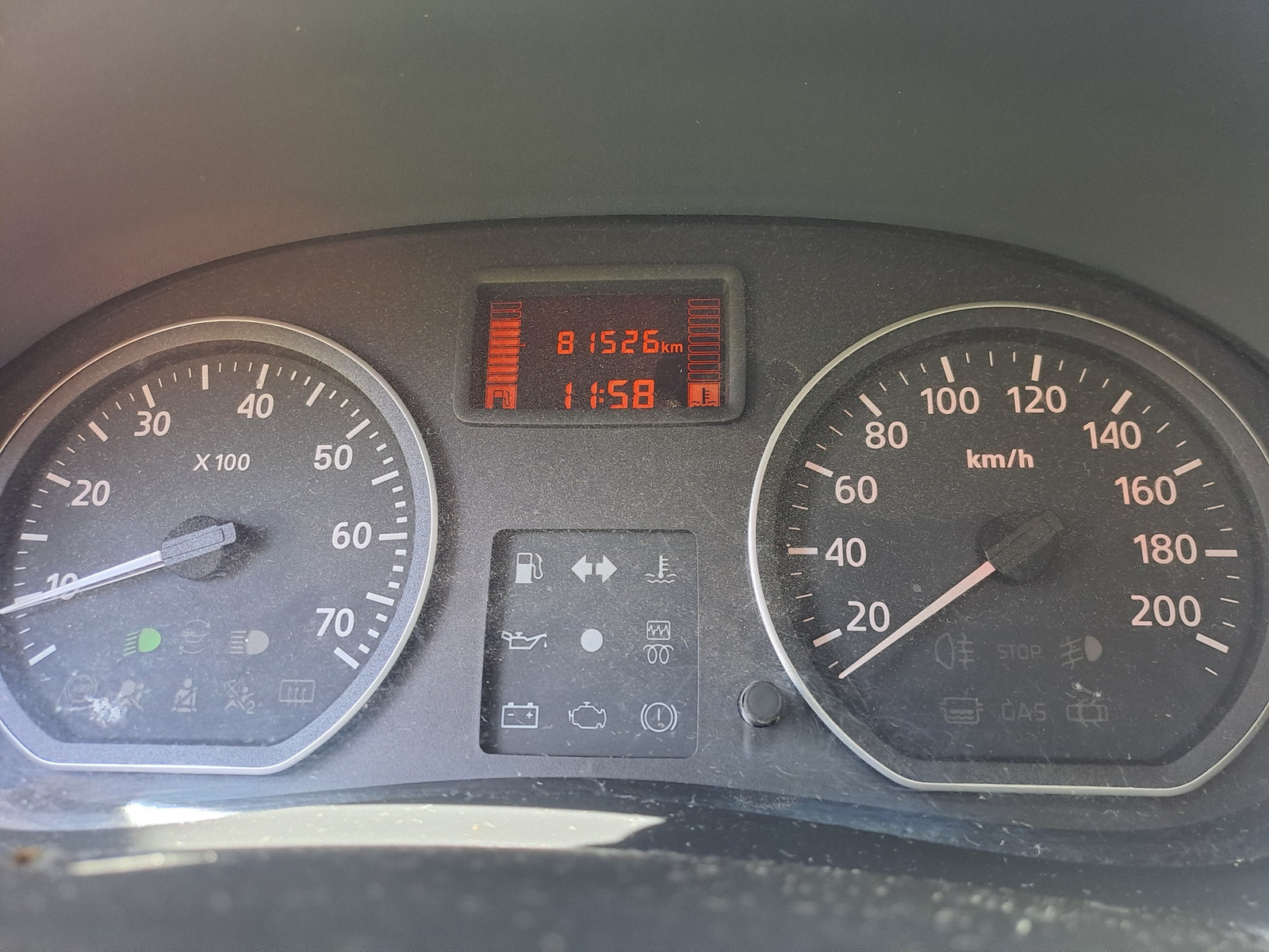 Dacia Sandero 2010, photo 3/8