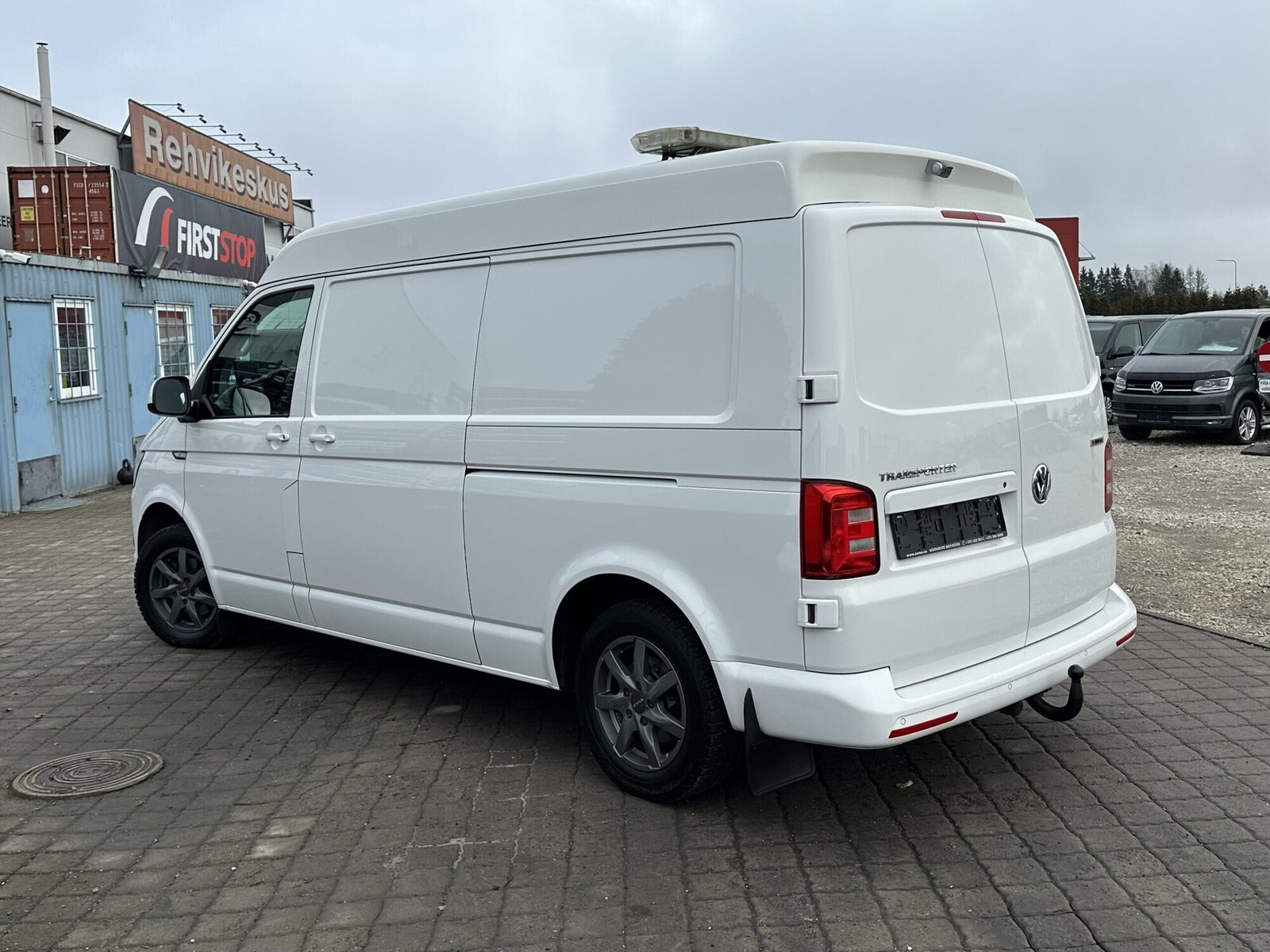 Volkswagen Transporter 2018, kuva 4/21
