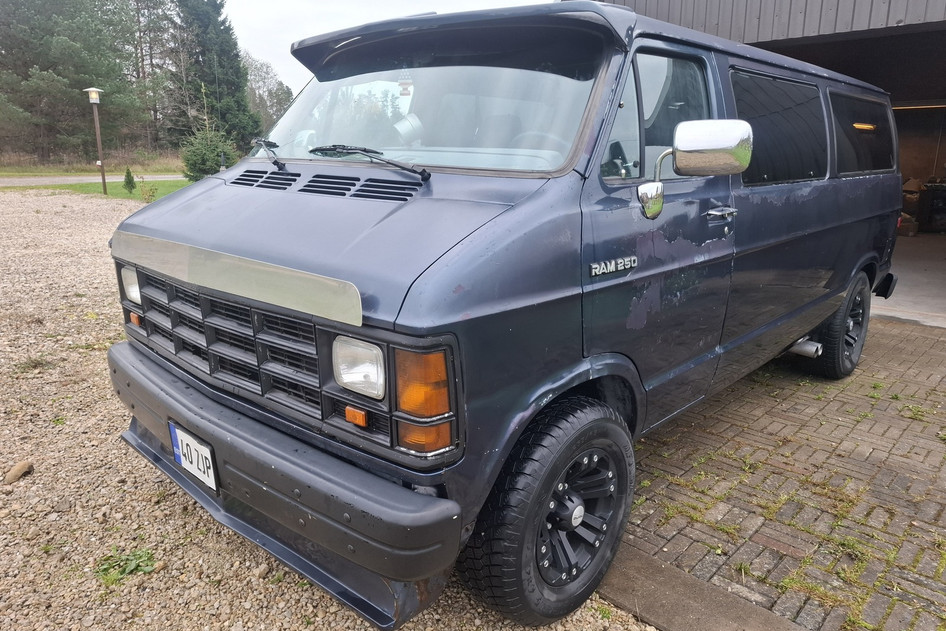 Dodge RAM, 1992, 5.2, 127 kW, bensiin, automaat, tagavedu