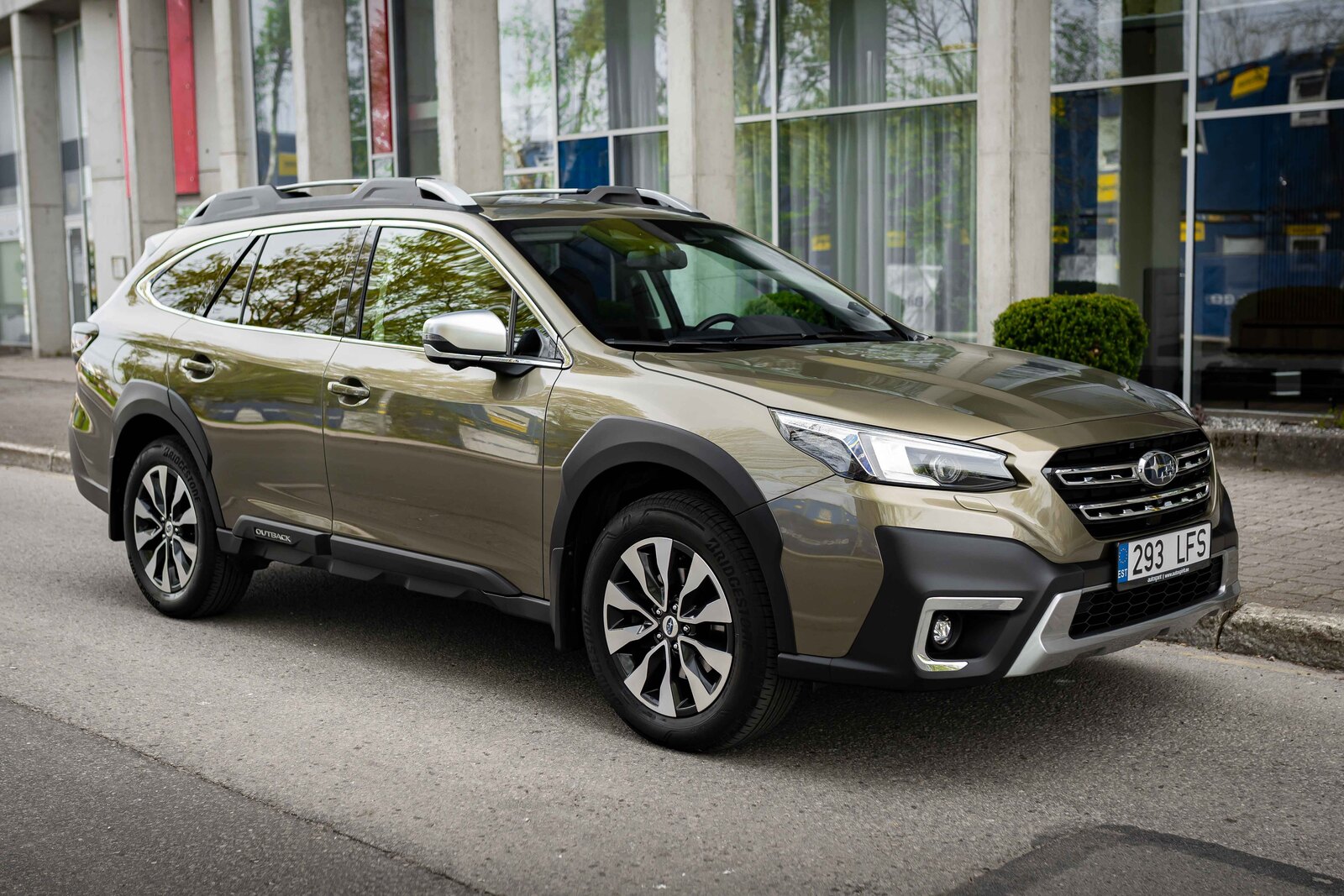 Subaru Outback Touring 2.5 124kW