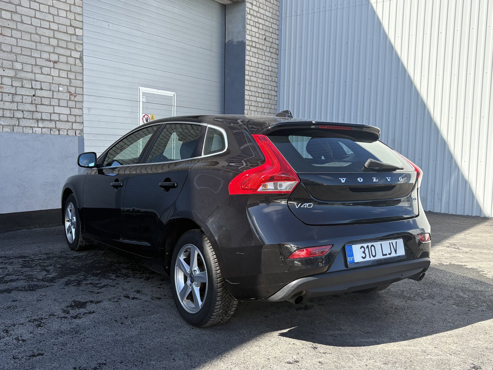 Volvo V40 2016, kuva 7/10