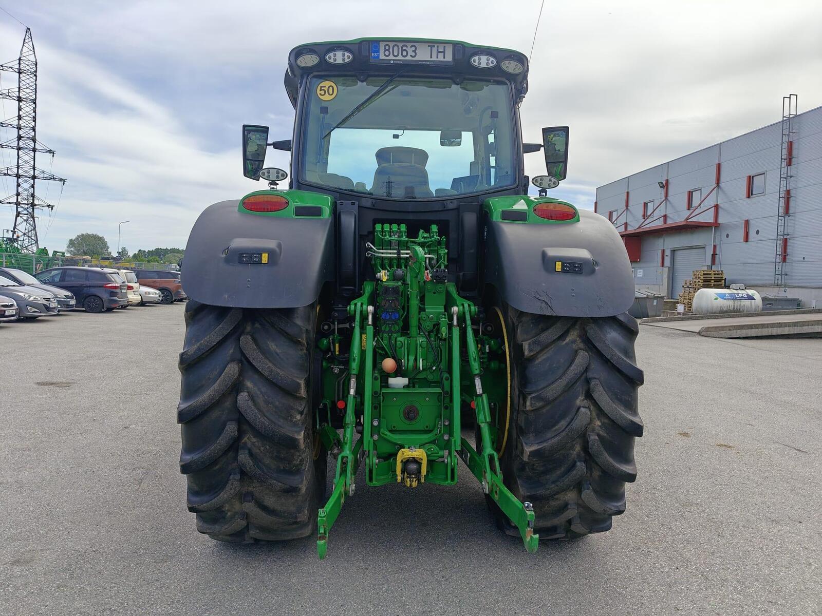 John Deere 6R 215, photo 4/17