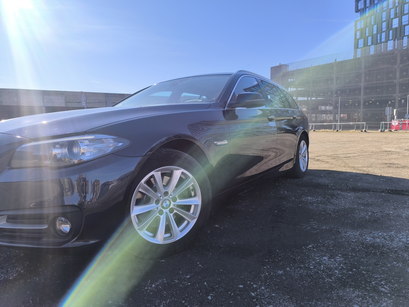 BMW 520 2016, photo 3/27