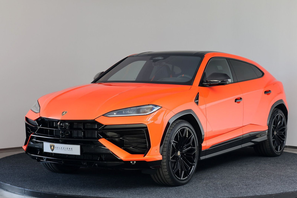 Lamborghini Urus, 2026, 4.0, 588 kW, plug-in hybrid (petrol/electric), automatic, all-wheel drive