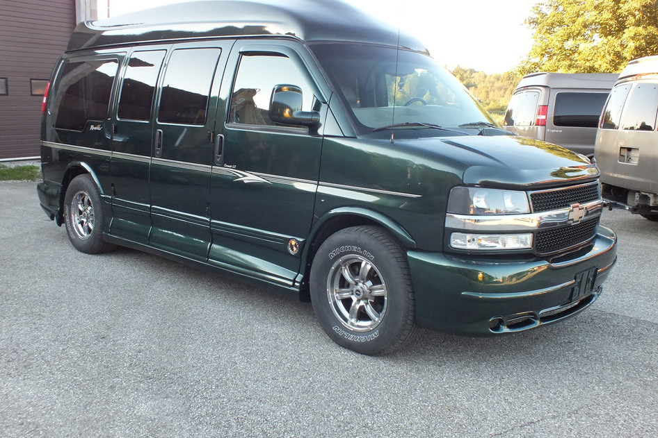 Chevrolet Express, 2003, 5.3, 220 kW, бензин, автомат, задний привод