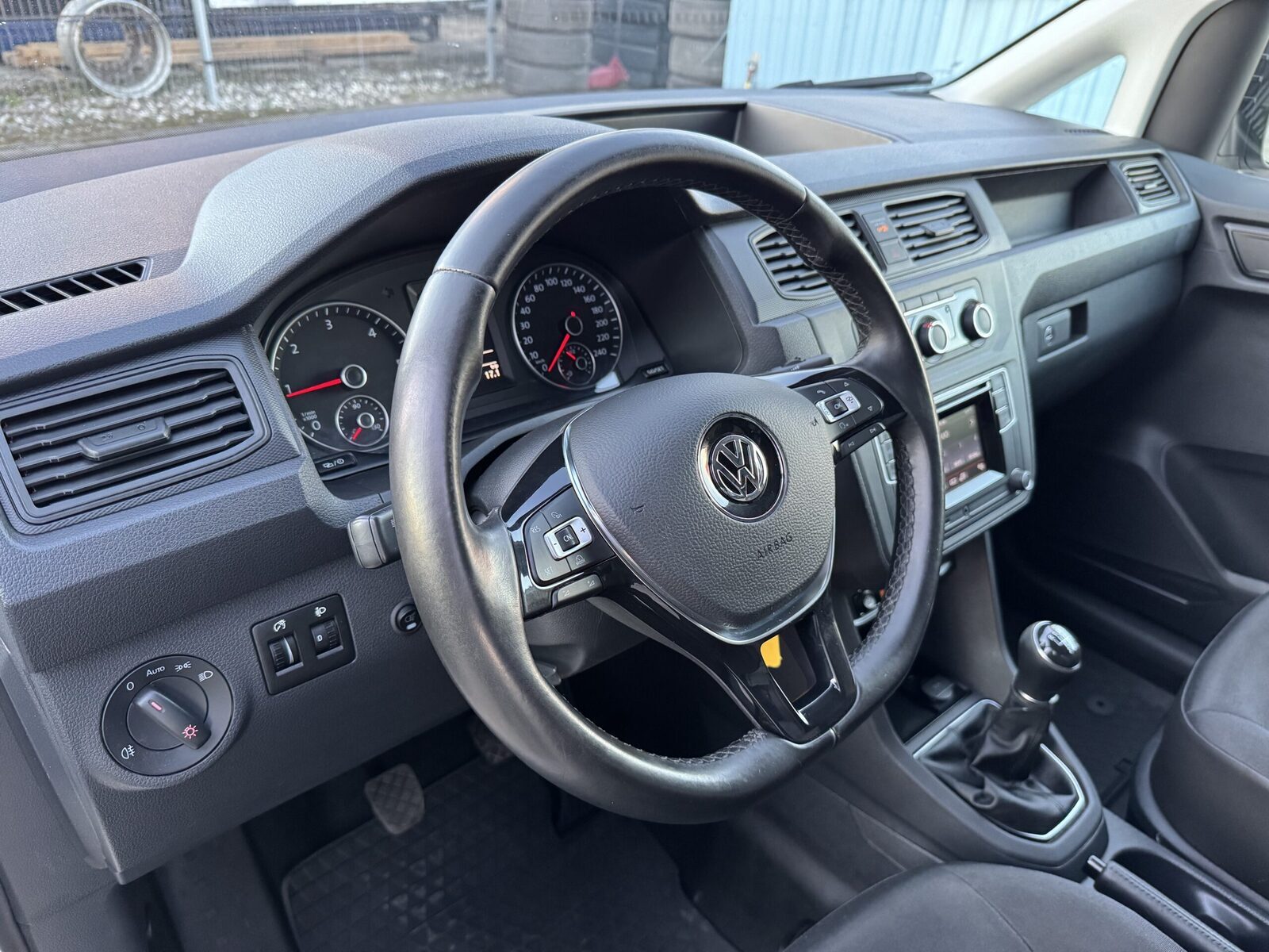 Volkswagen Caddy 2018, kuva 4/17
