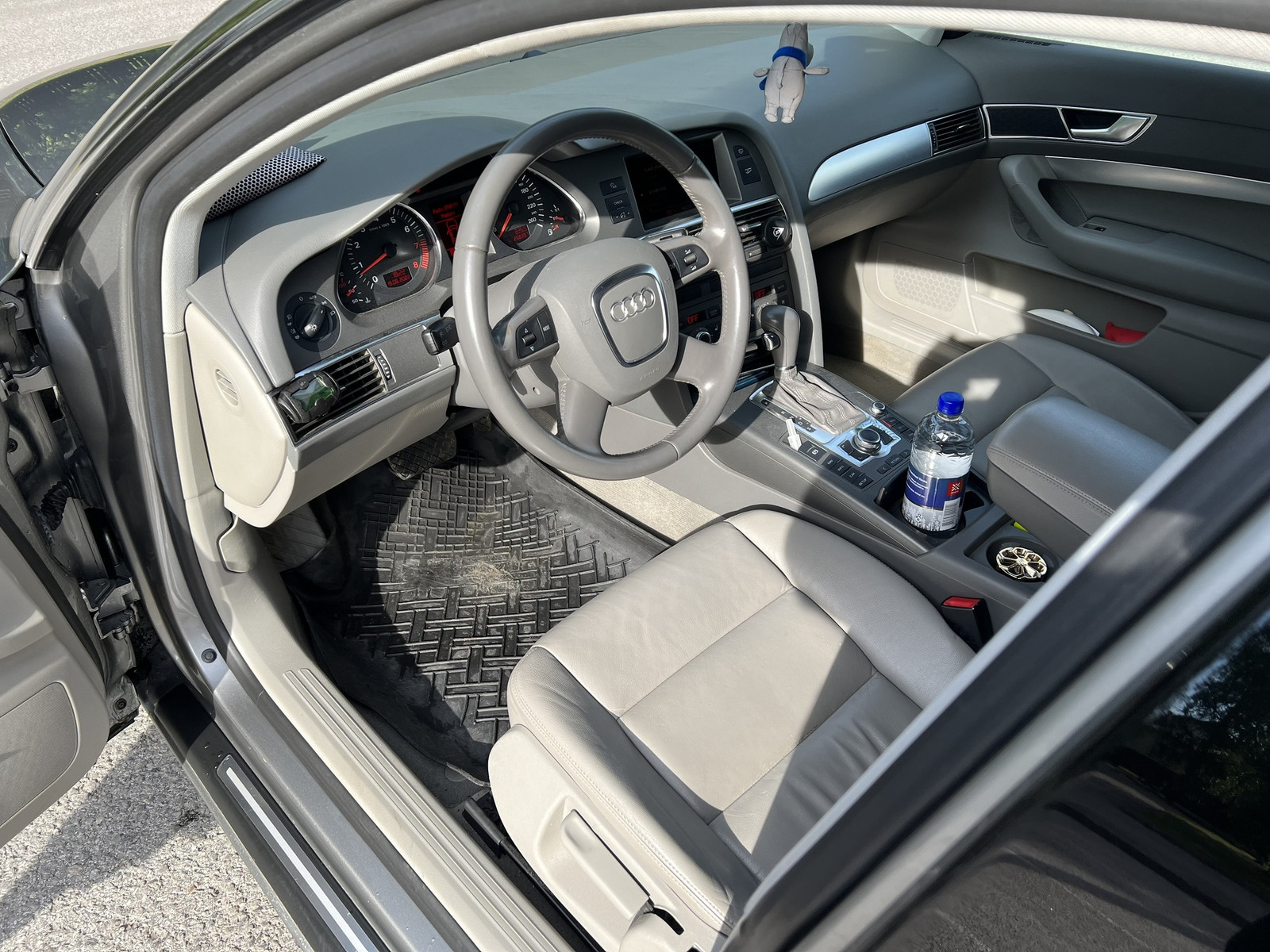 Audi A6 2006, kuva 4/6