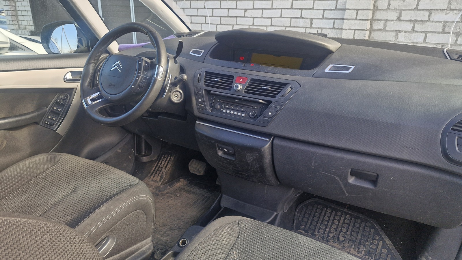 Citroën C4 Picasso 2010, photo 3/4