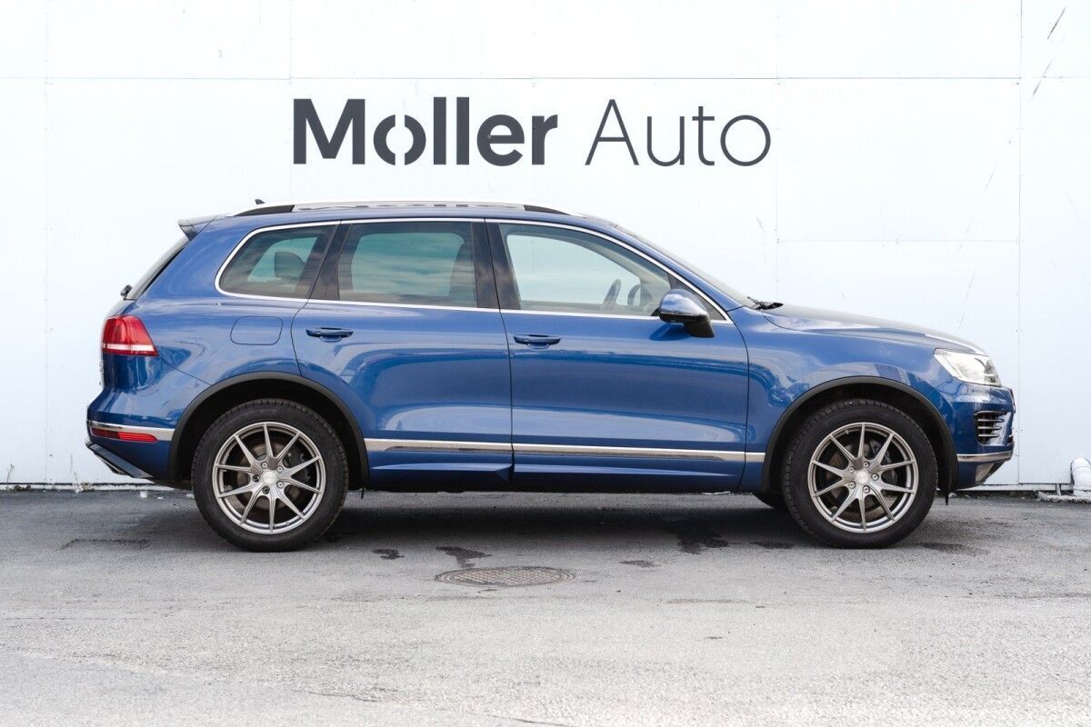 Volkswagen Touareg 2017, kuva 4/10