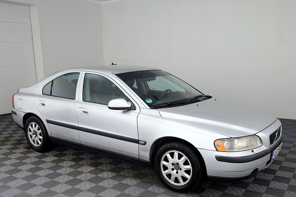 Volvo S60, 2001, 2.4, 103 kW, petrol, manual, front-wheel drive
