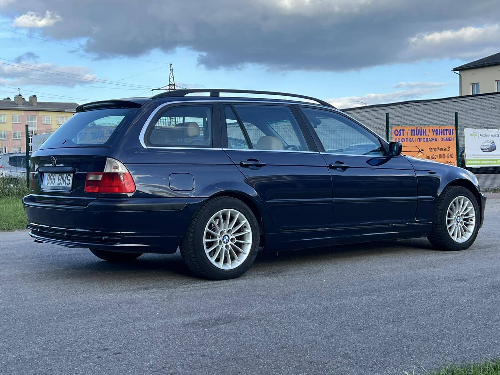 BMW 320 2002, photo 7/10