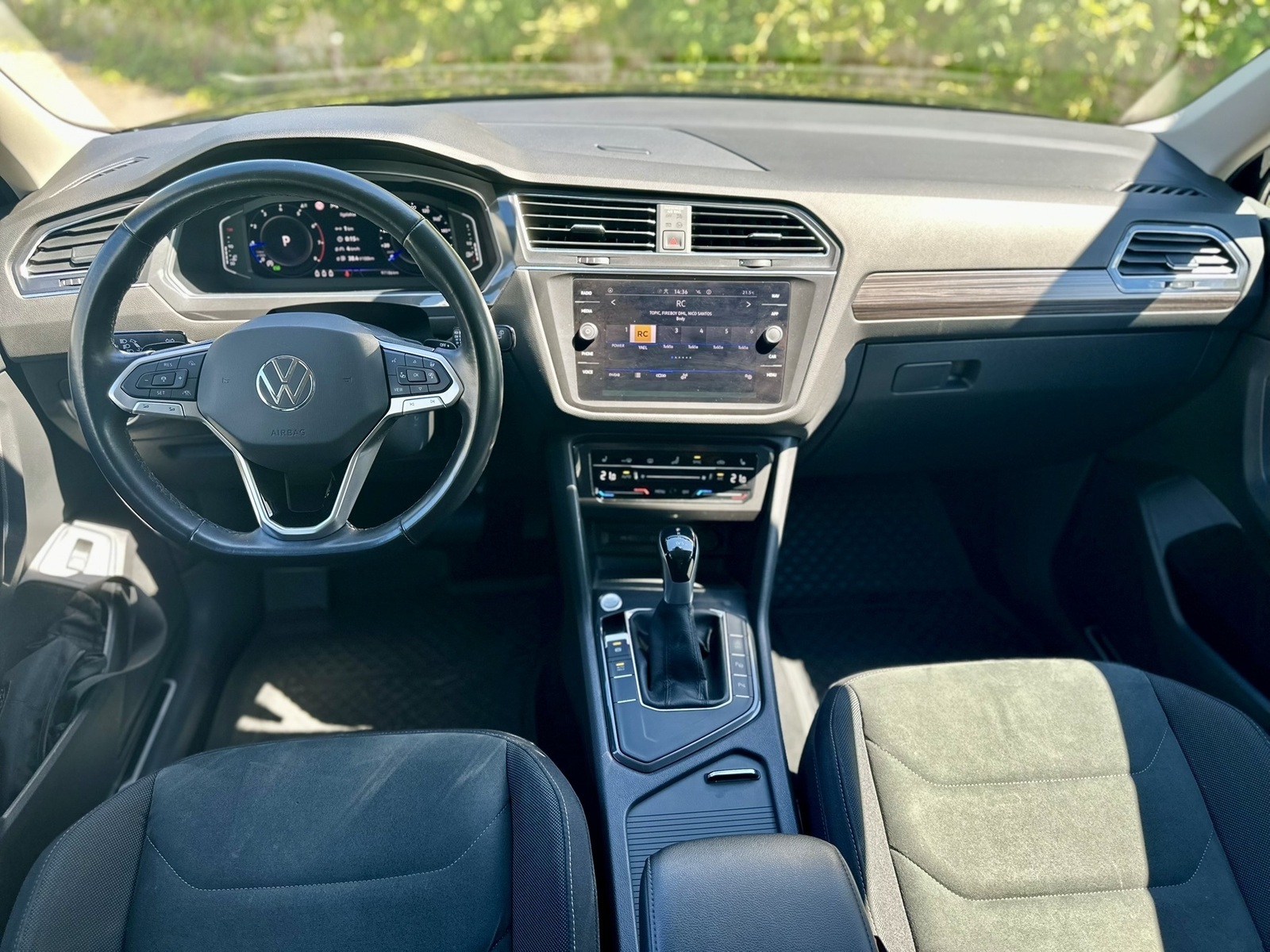 Volkswagen Tiguan 2023, photo 5/17