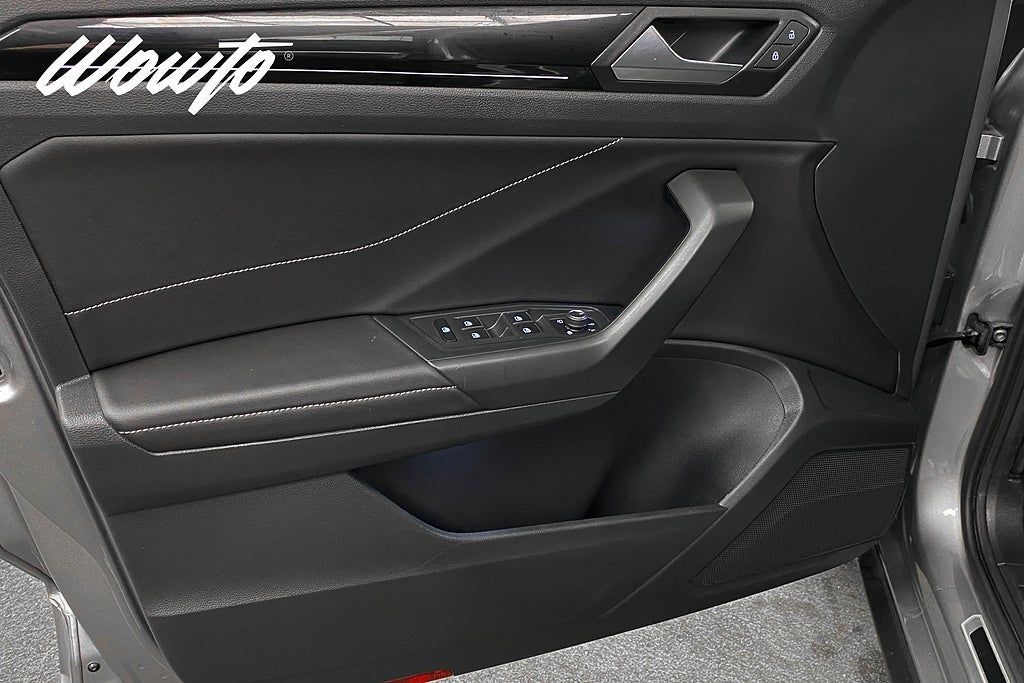 Volkswagen T-Roc 2022, photo 7/10