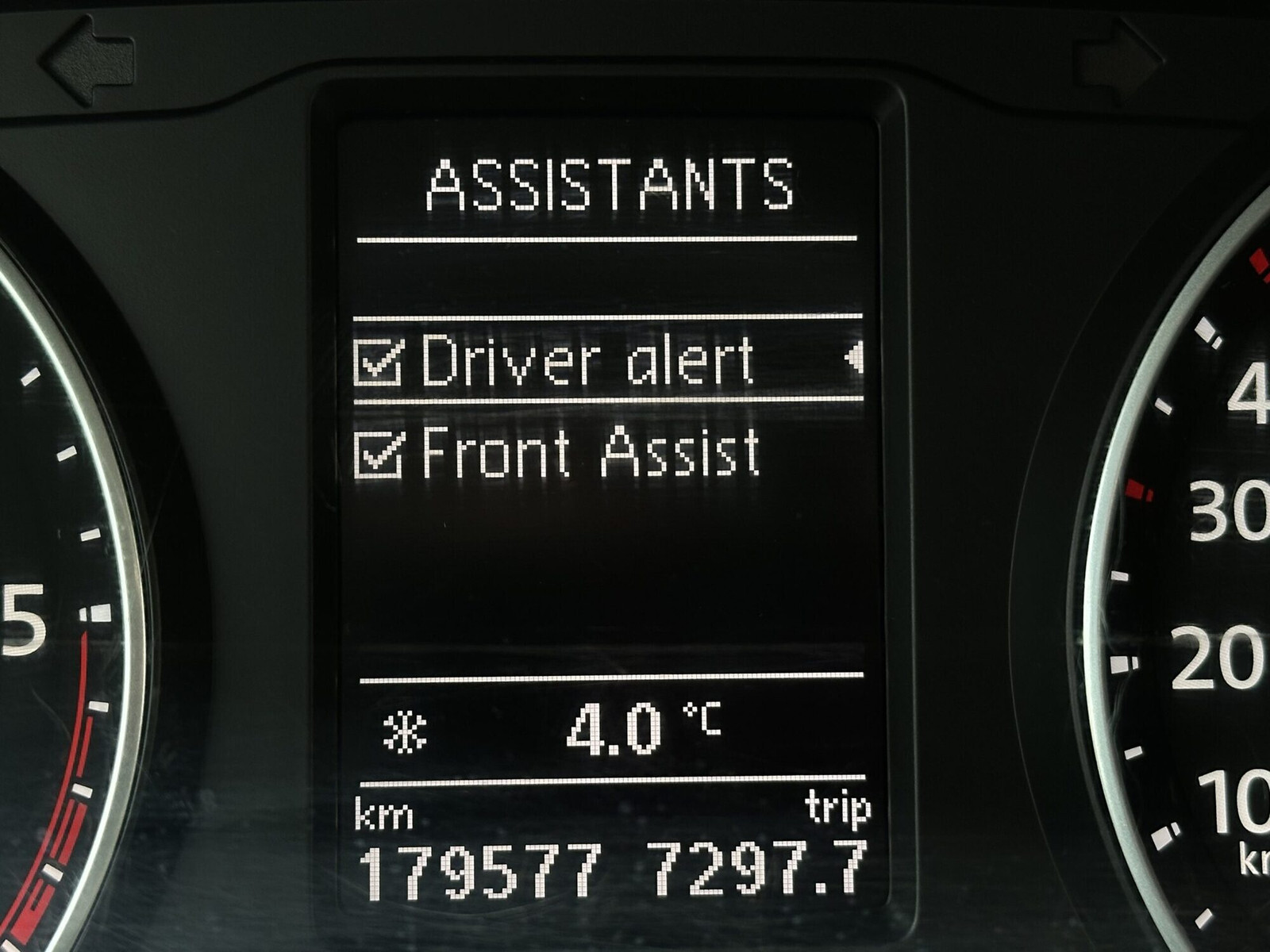 Volkswagen Transporter 2019, kuva 7/21