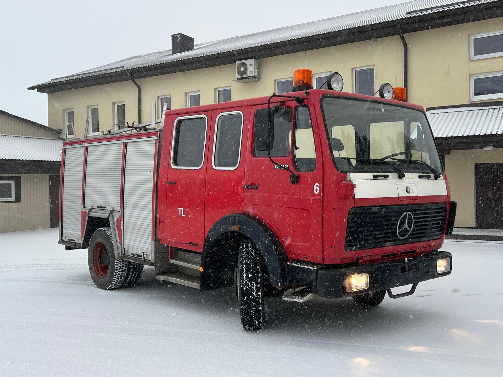 Mercedes-Benz 1222 F 1985, photo 2/27