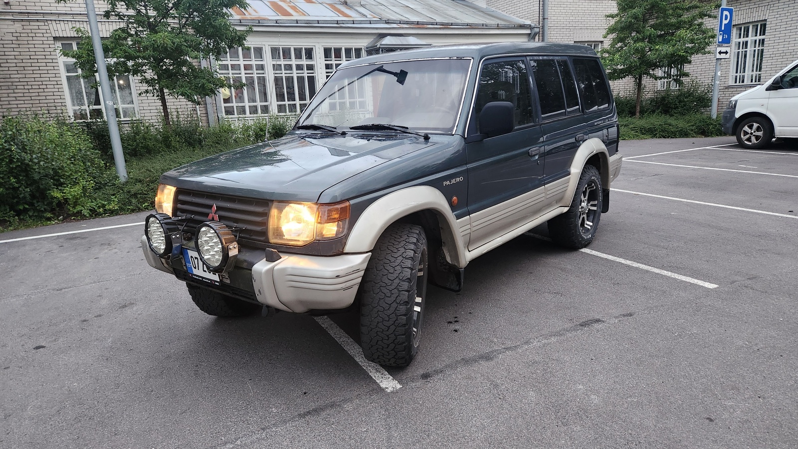 Mitsubishi Pajero 1991, photo 2/9