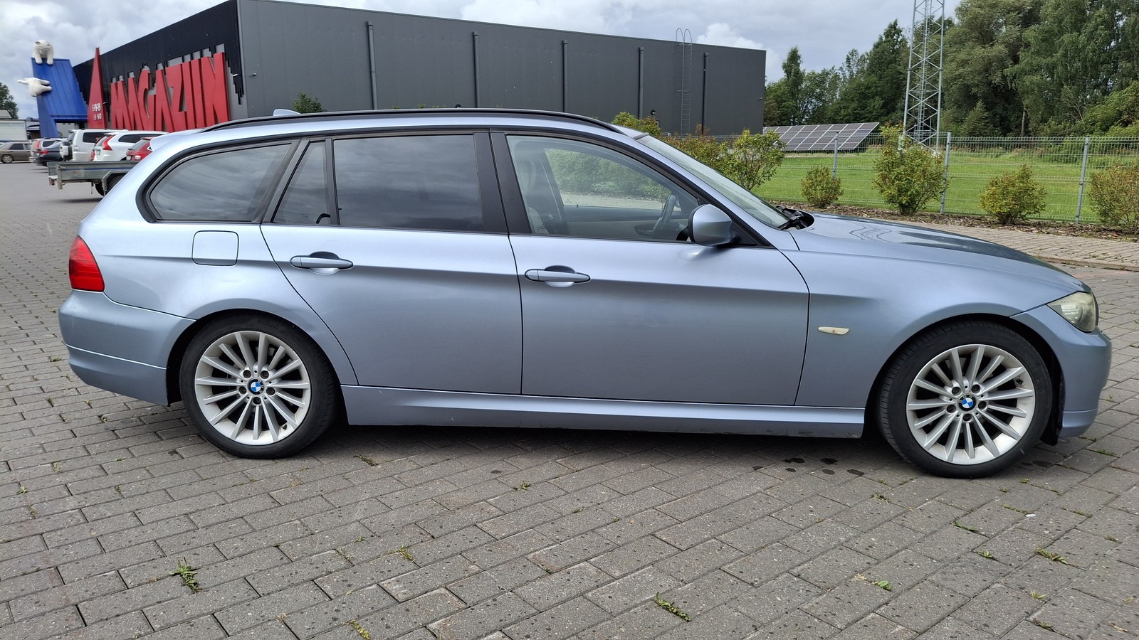 BMW 320 2011, kuva 6/10