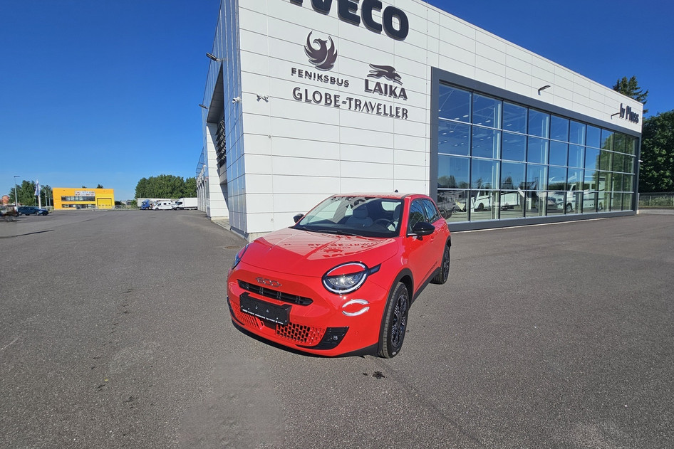 Fiat 600, 2026, 1.2, 107 kW, гибрид (бензин/электричество), автомат, передний привод