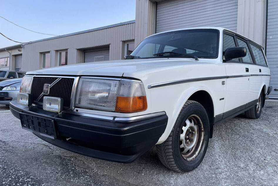 Volvo 240, 1993, 2.3, 85 kW, benzīns, manuālā, aizmugurējā piedziņa
