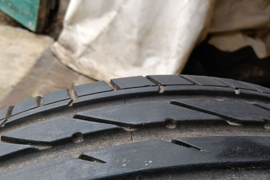 Kasutatud valuvelg+suverehv 255/45R18, Amg