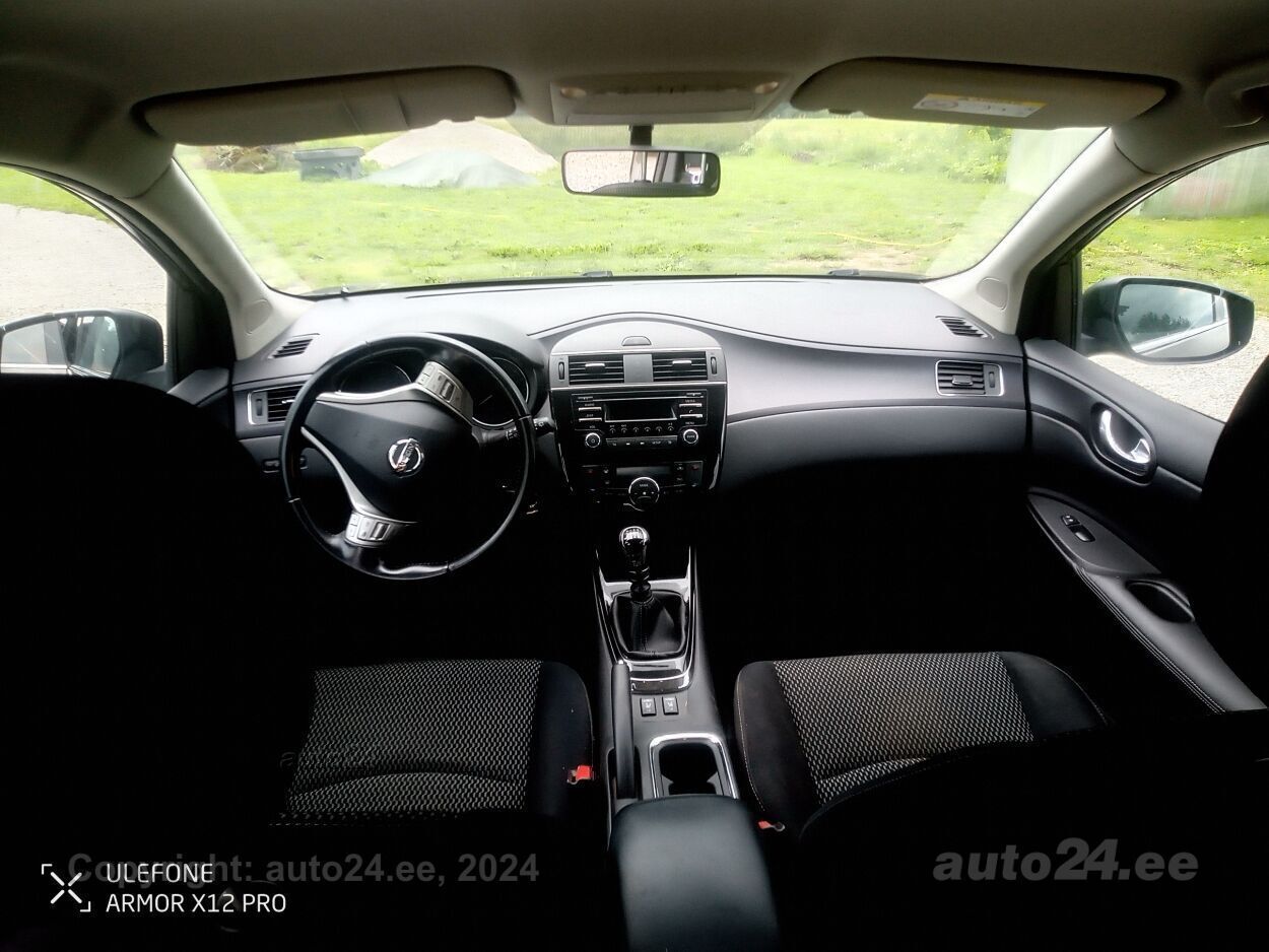 Nissan Pulsar 2015, kuva 4/10