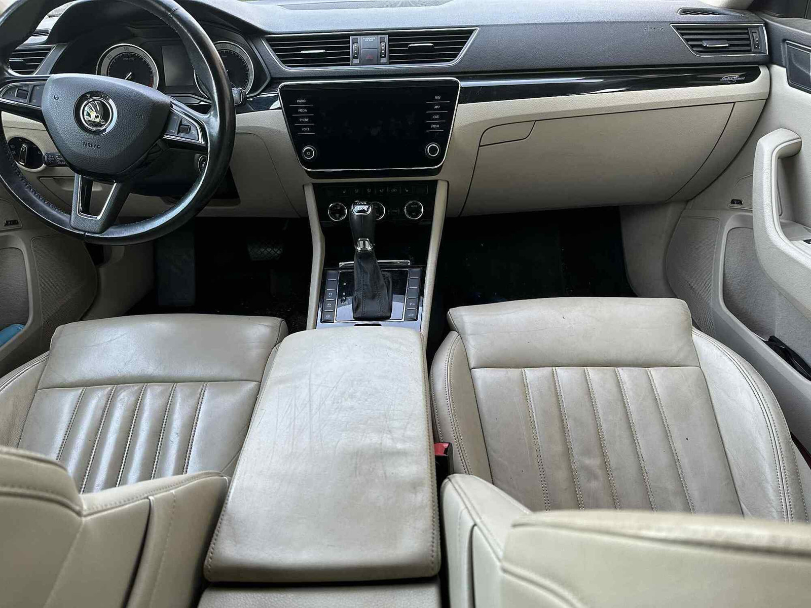 Škoda Superb 2018, kuva 5/6