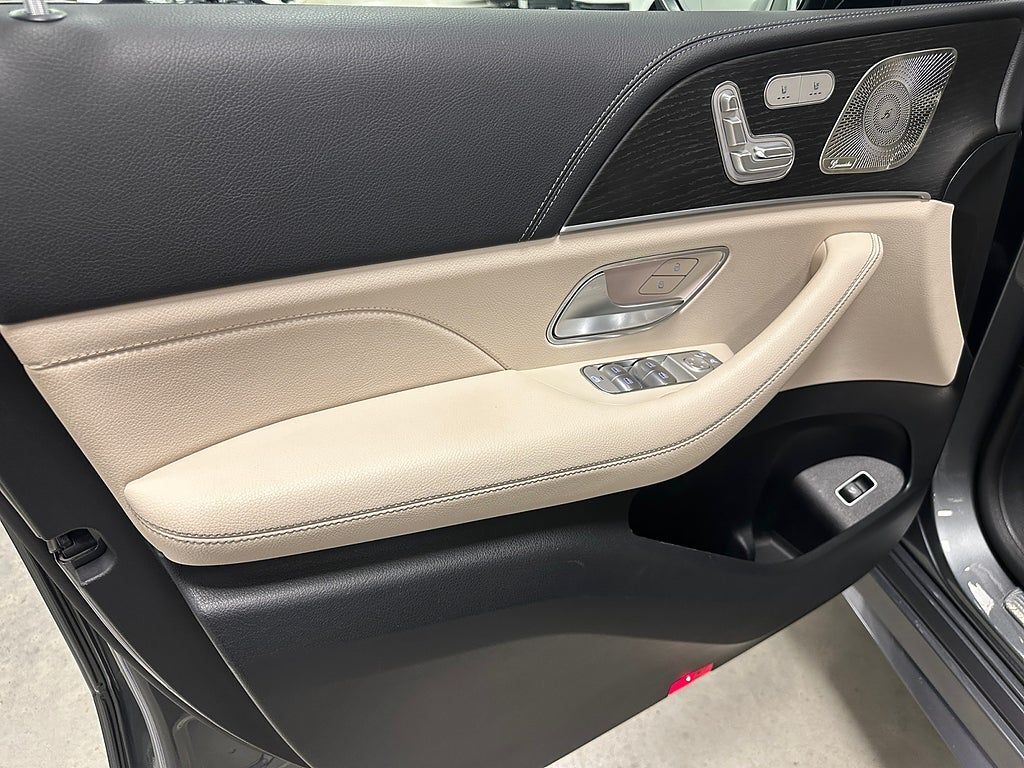 Mercedes-Benz GLE 2023, photo 7/15
