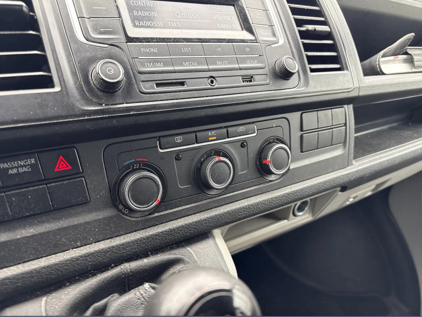 Volkswagen Transporter 2018, photo 7/10