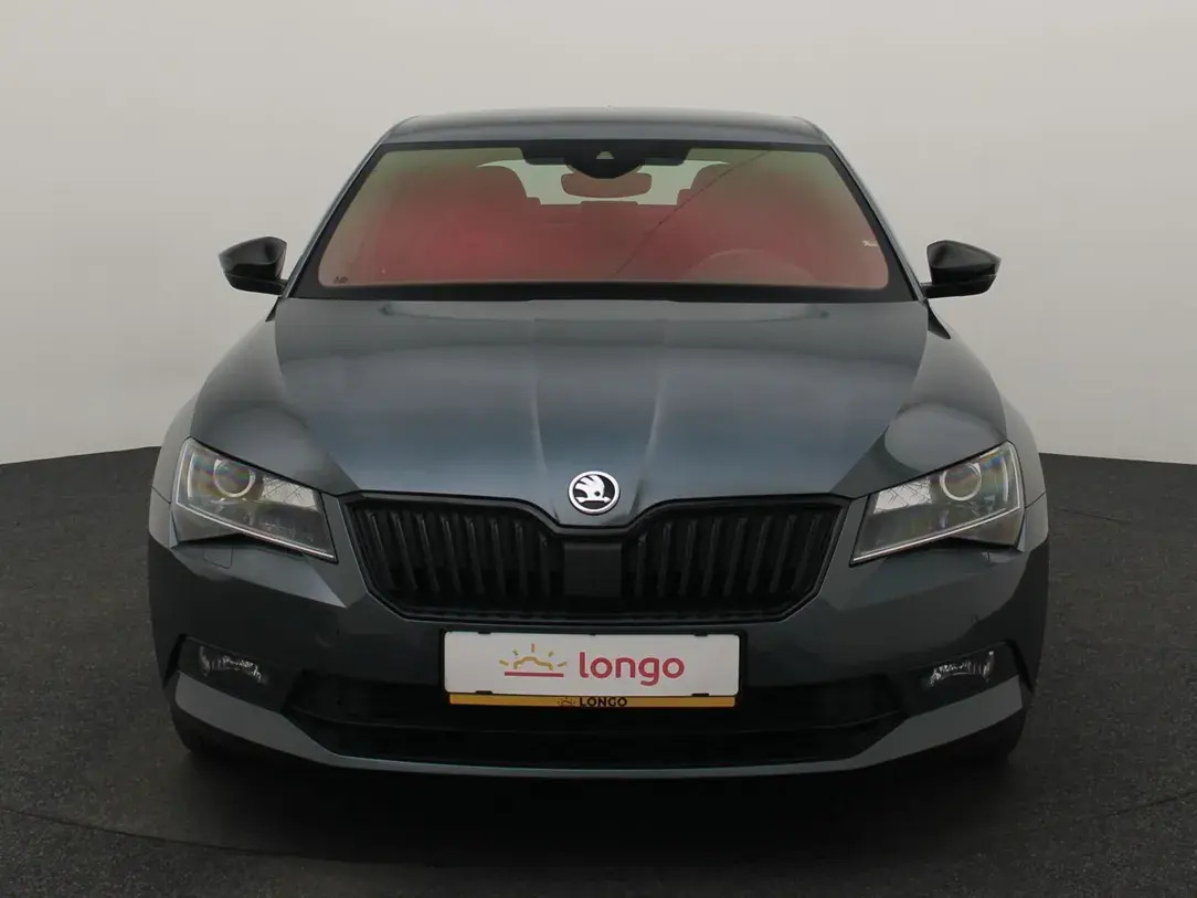 Škoda Superb 2019, kuva 3/10