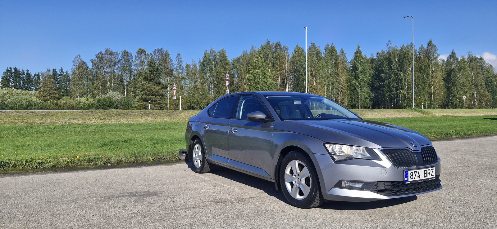 Škoda Superb 2016, kuva 2/16