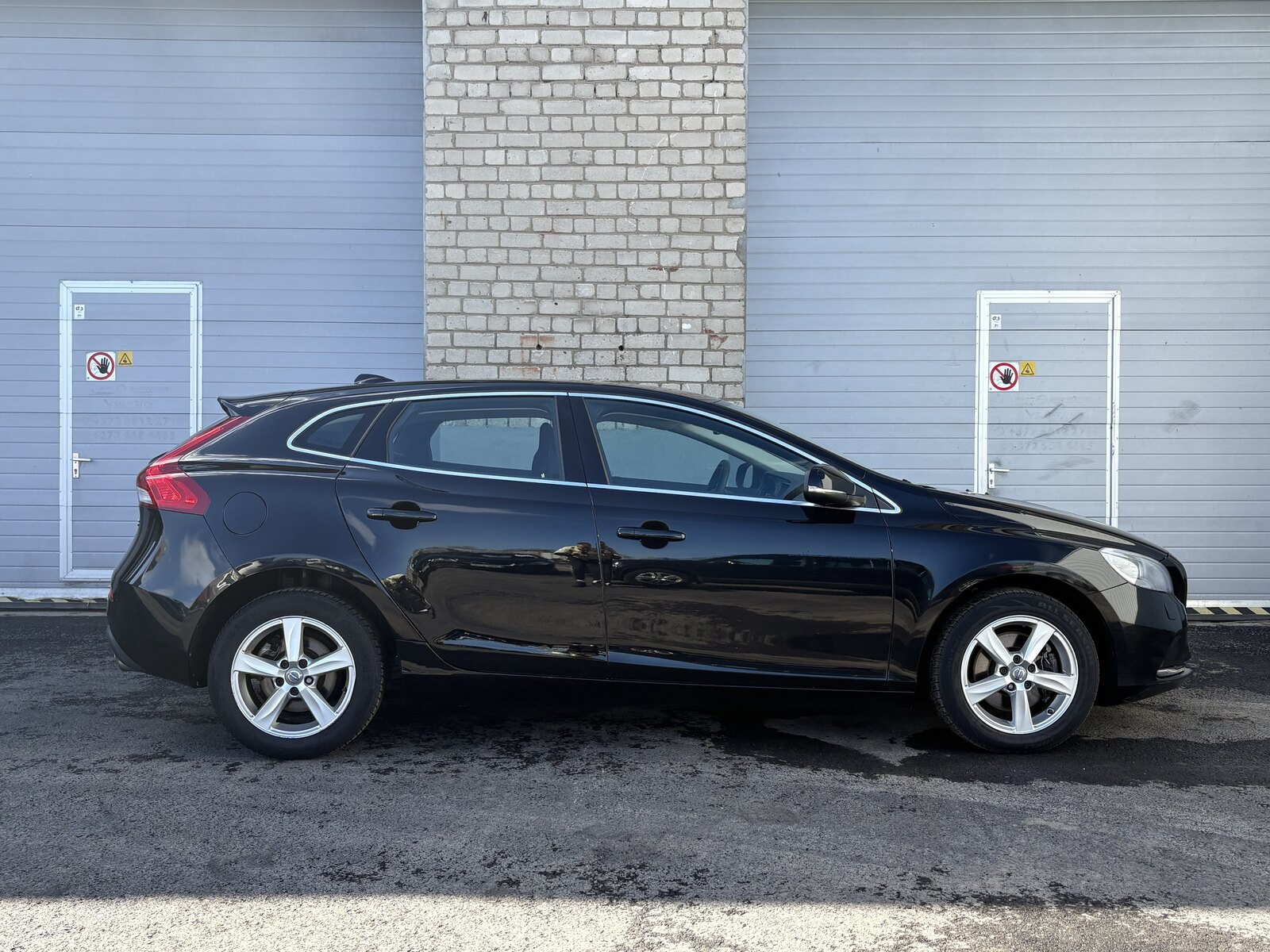 Volvo V40 2016, kuva 4/10