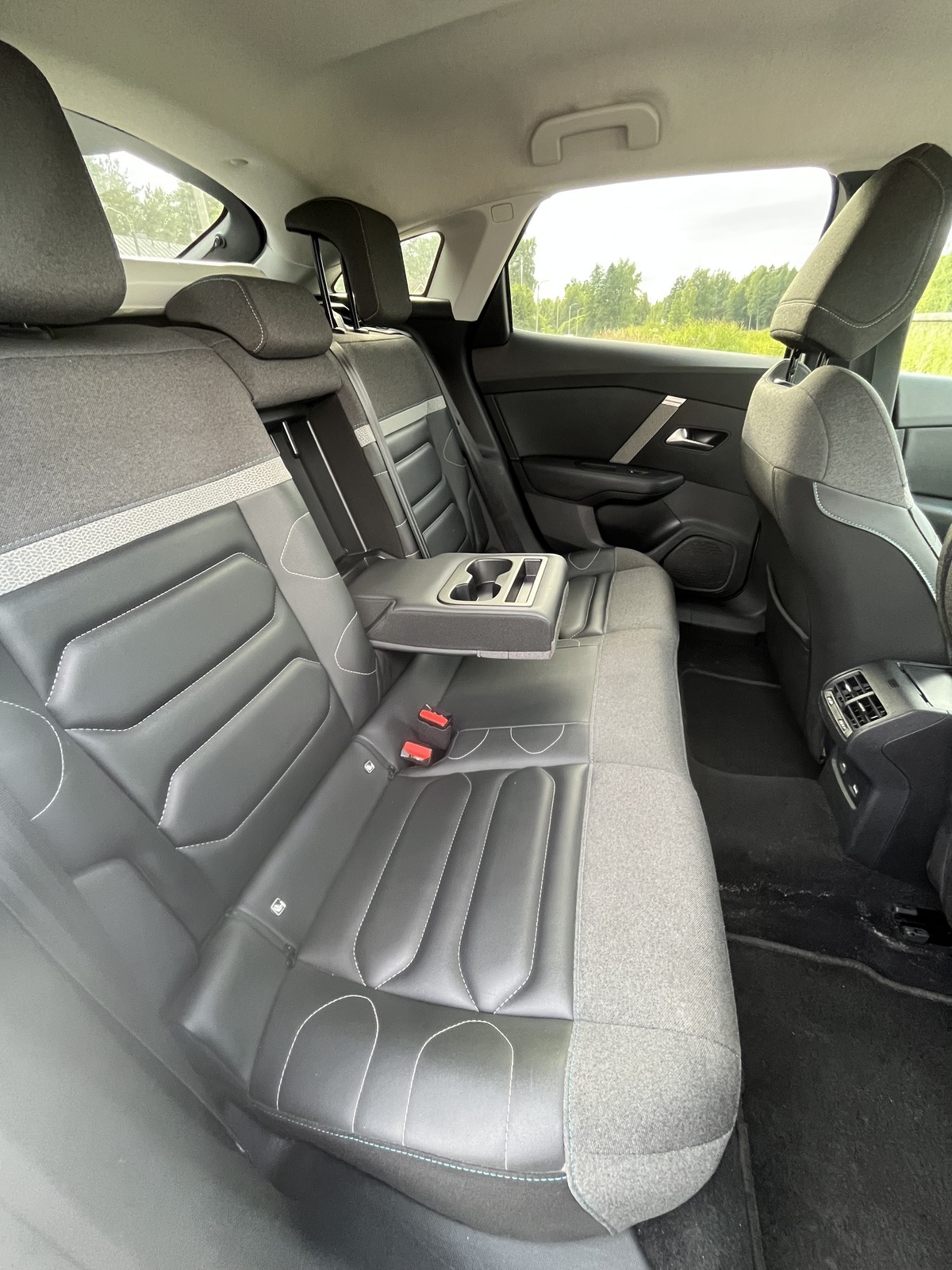 Citroën C4 2021, photo 6/7