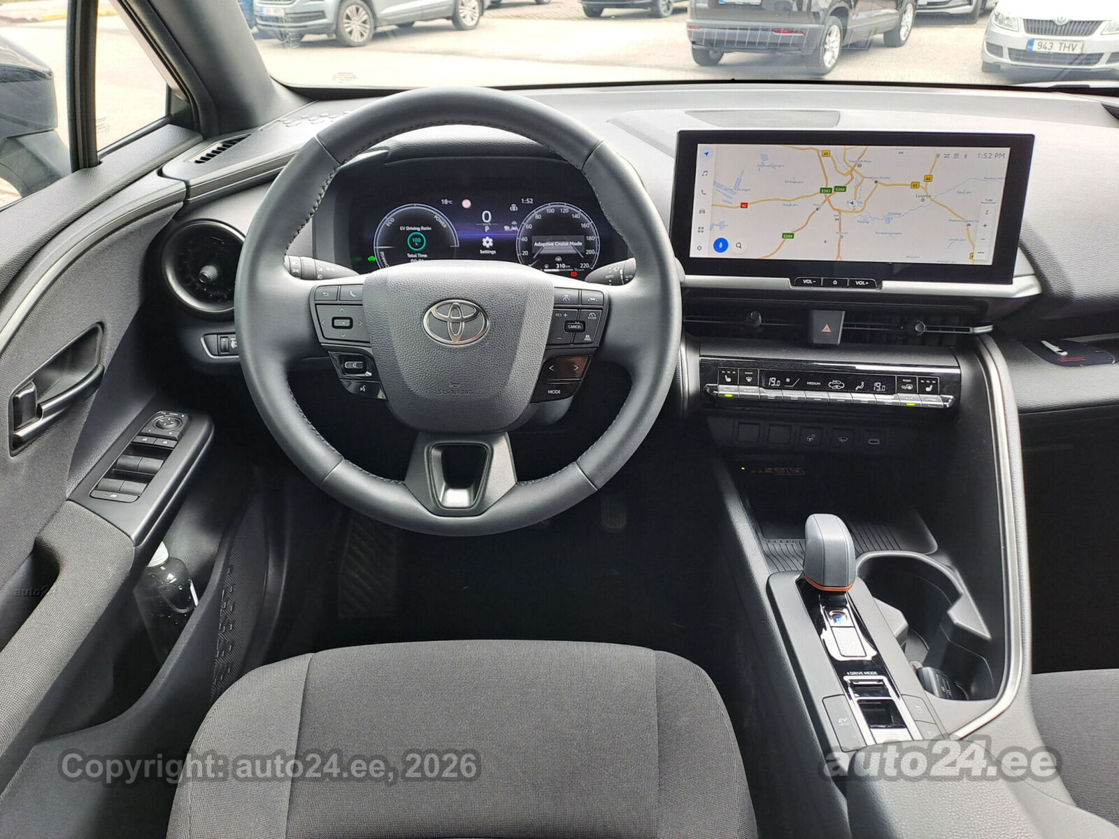 Toyota C-HR 2024, photo 3/7