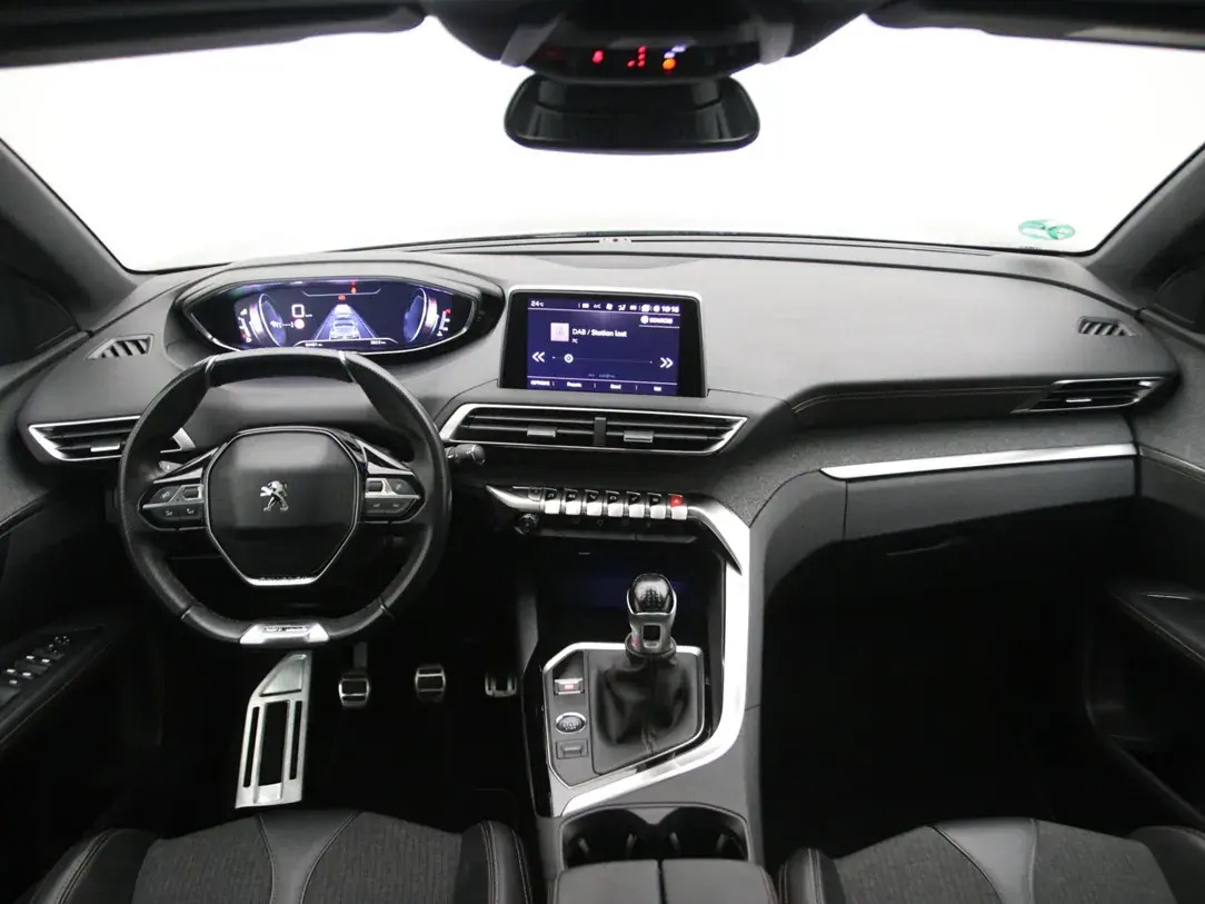 Peugeot 3008 GT Line 1.2 96kW 2019, kuva 2/10