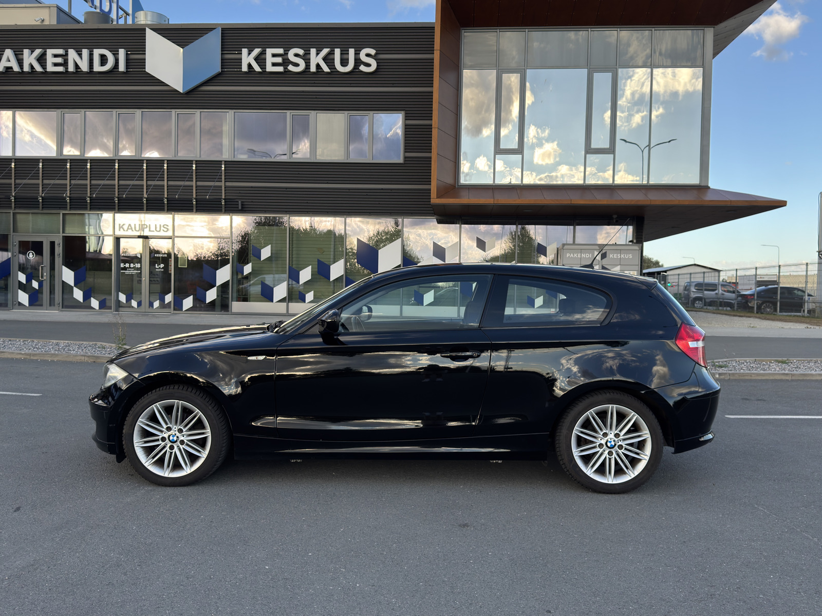 BMW 116 2010, kuva 4/10