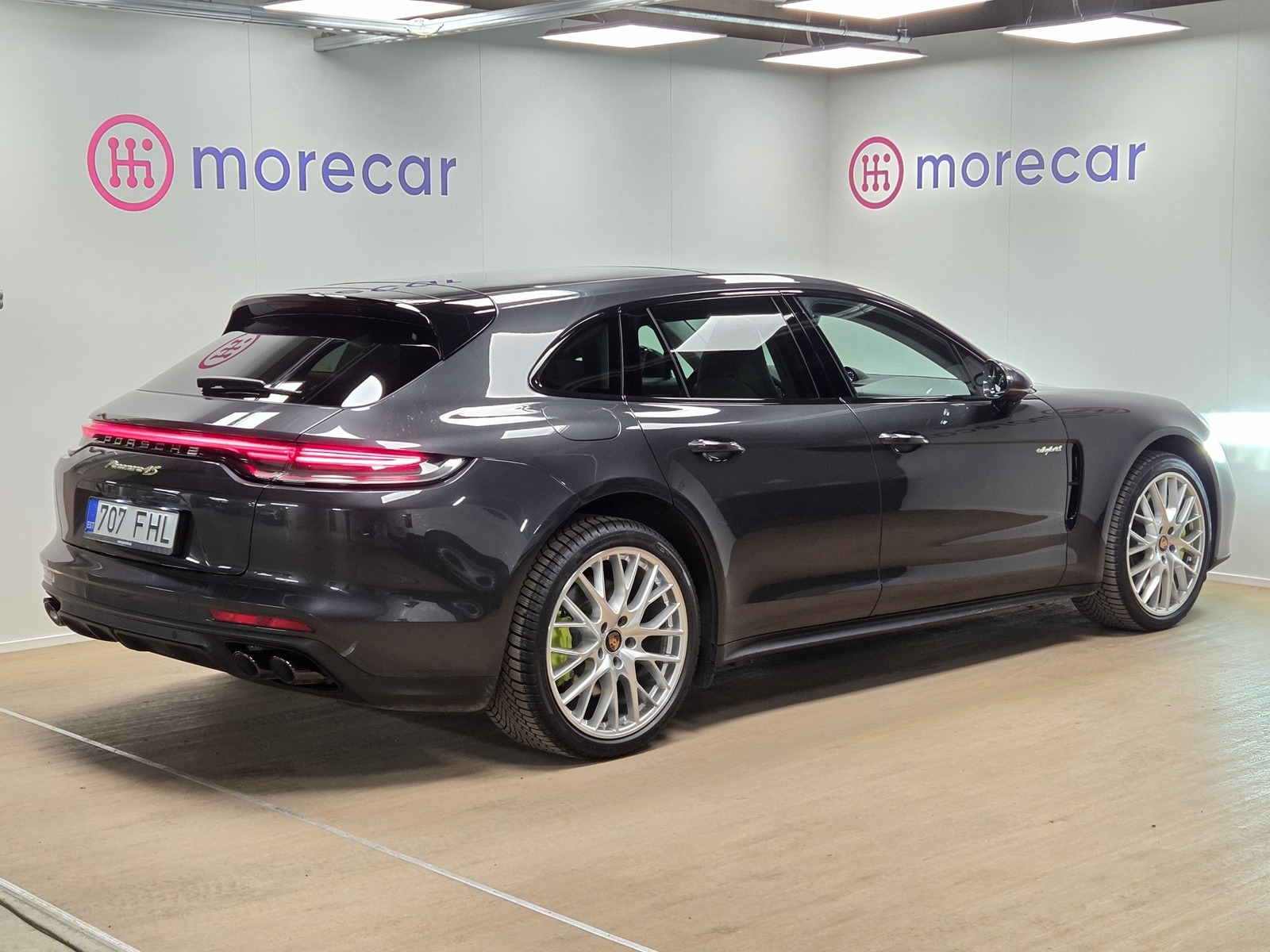 Porsche Panamera 2021, photo 4/25