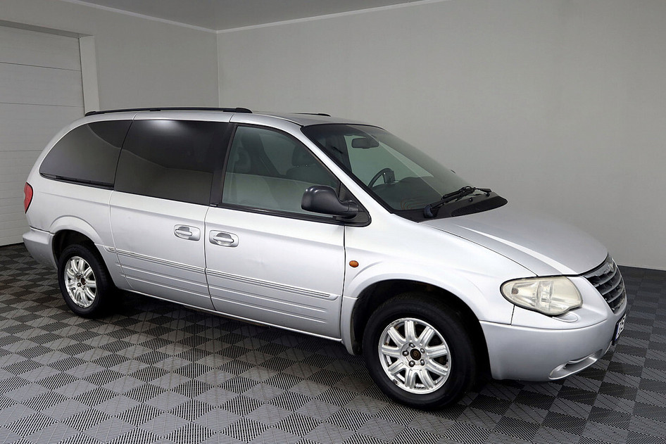 Chrysler Grand Voyager, 2005, 2.8, 110 kW, diesel, automatic, front-wheel drive
