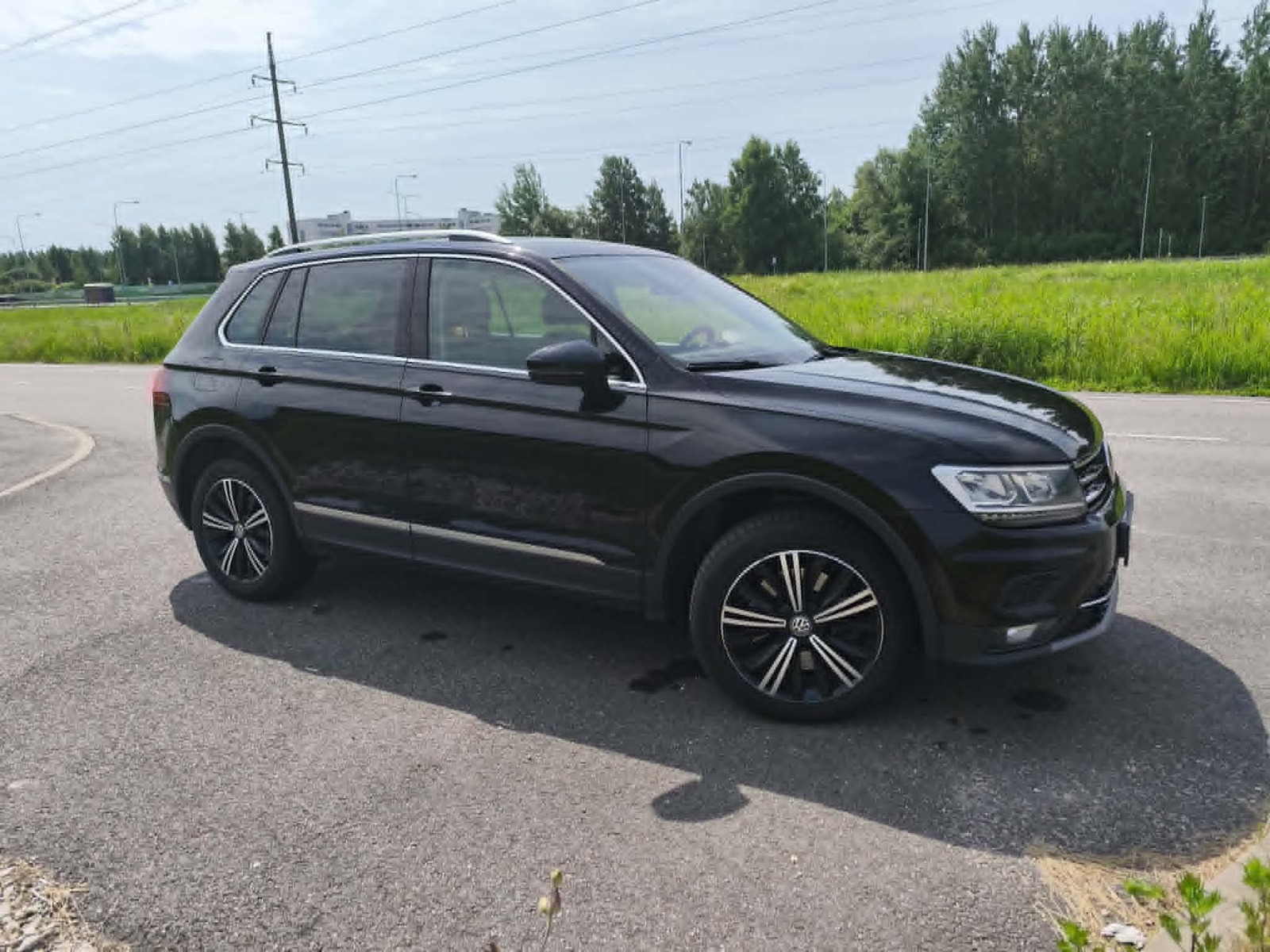 Volkswagen Tiguan 2017, photo 3/12