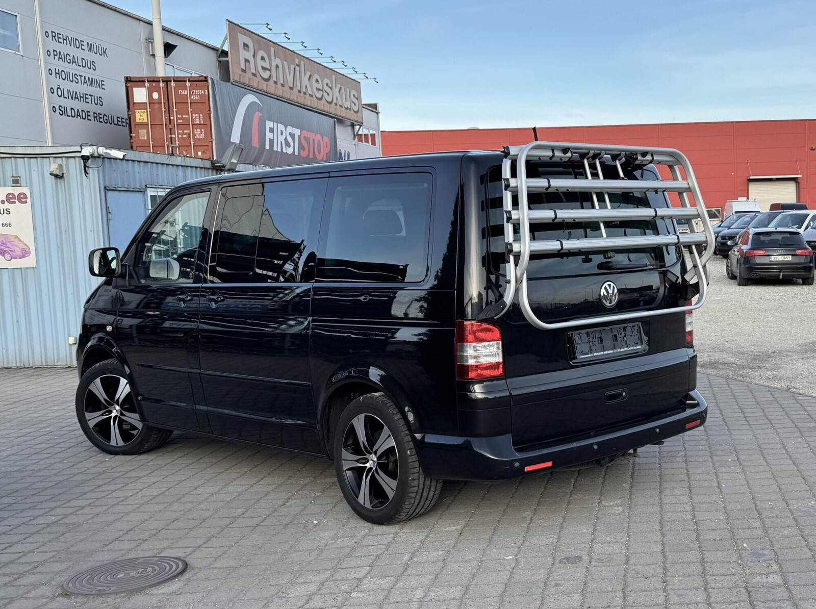 Volkswagen Multivan 2008, photo 2/10