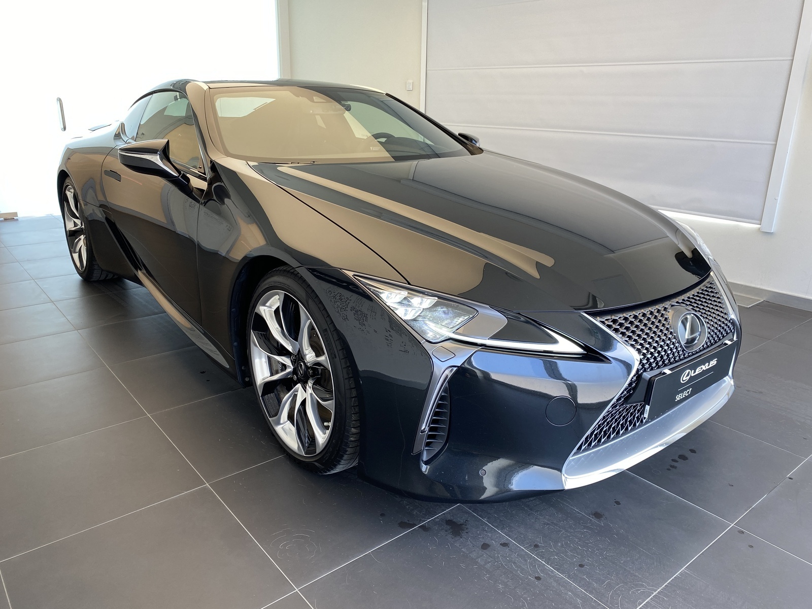 Lexus LC 500 2017, photo 5/16