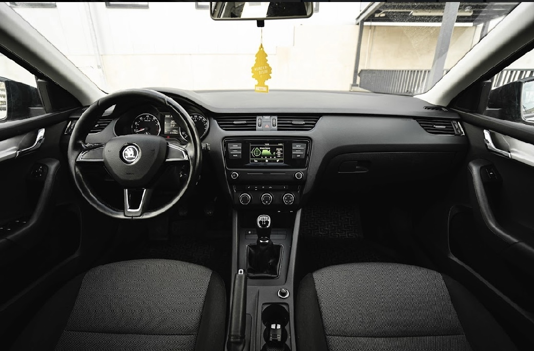 Škoda Octavia 2017, photo 6/10