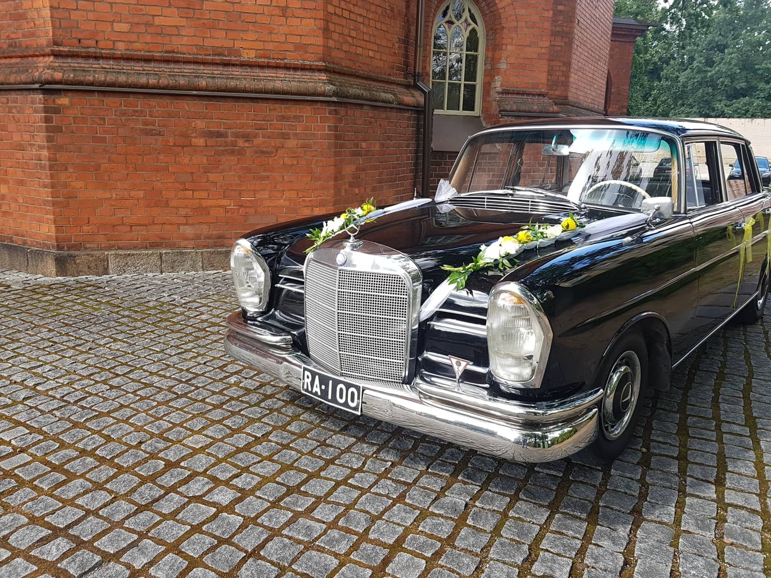 Mercedes-Benz 220 S220 1963, kuva 2/10