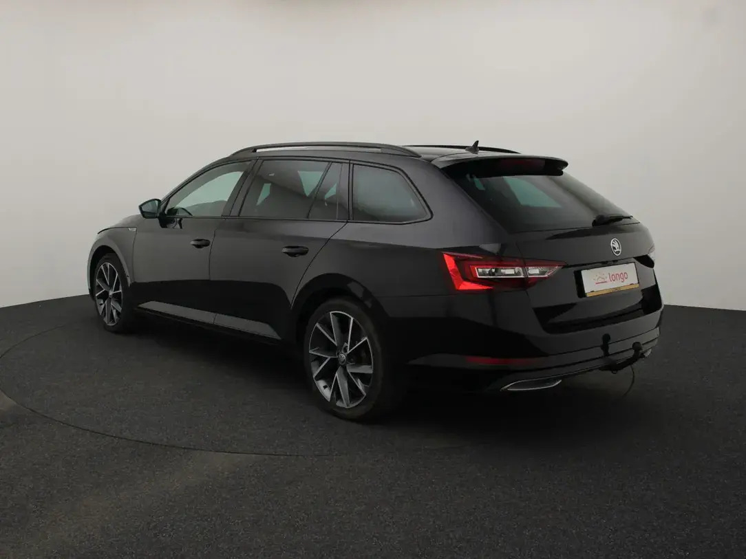 Škoda Superb 2019, kuva 7/10