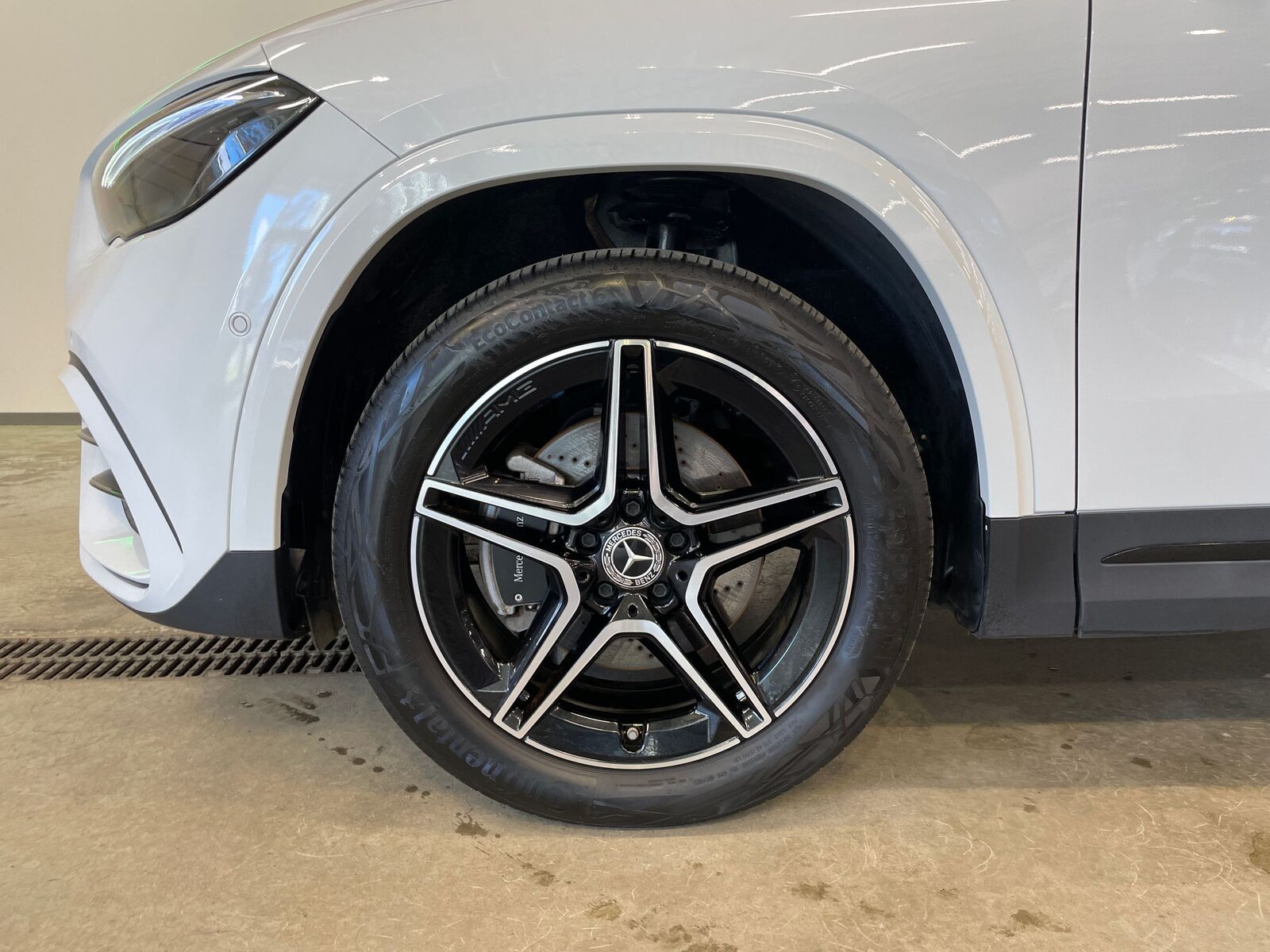 Mercedes-Benz GLA 250 2023, photo 6/10