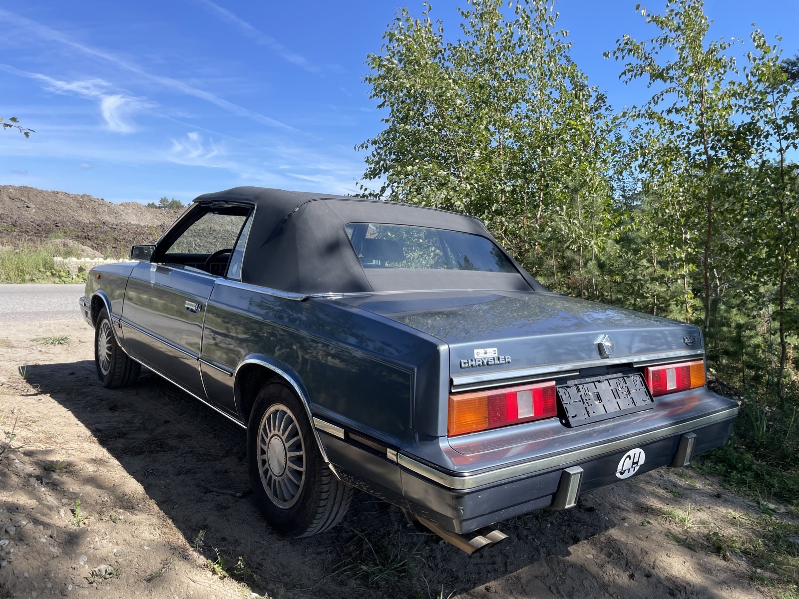 Chrysler Le Baron 1985, photo 4/25