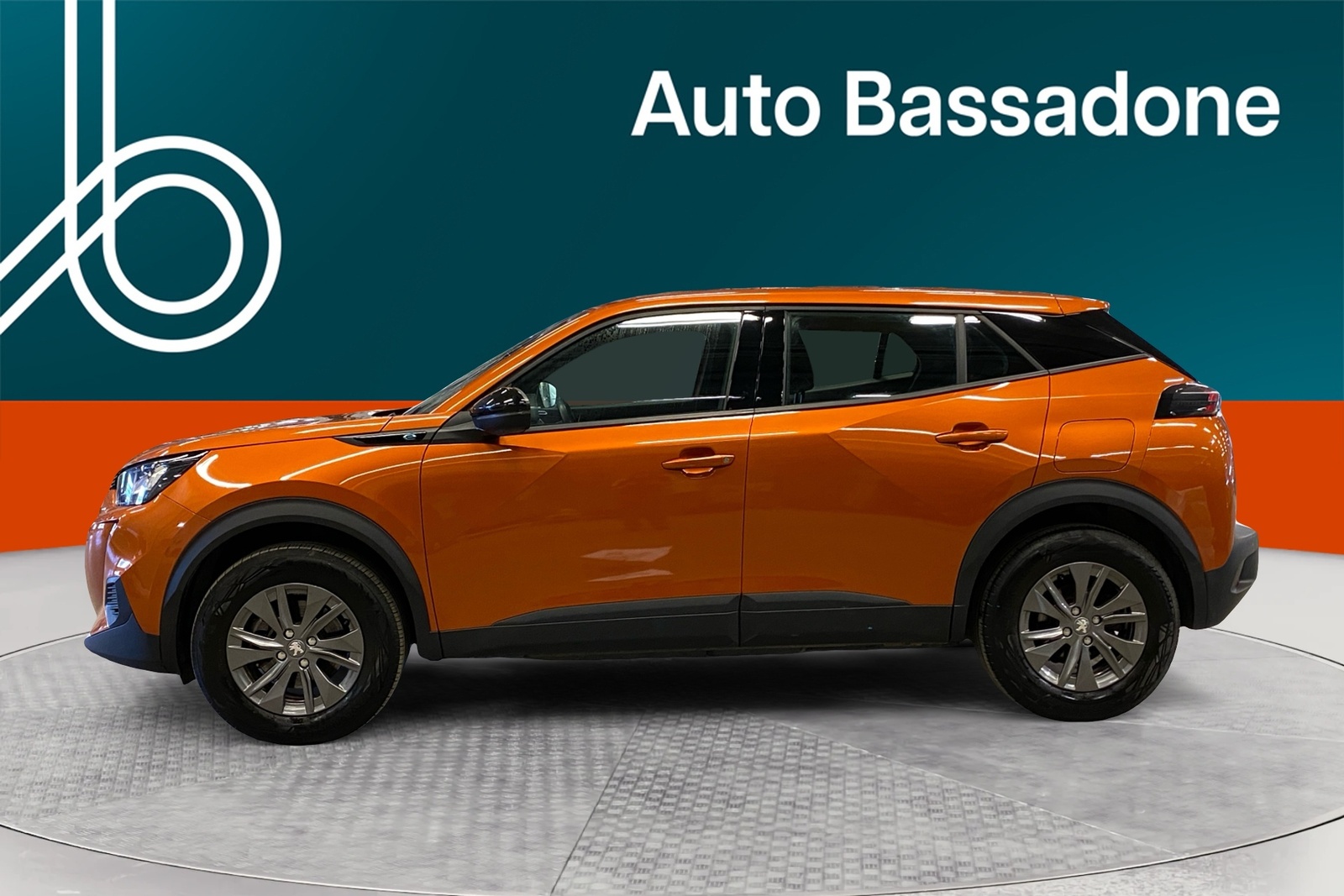 Peugeot 2008 2023, photo 2/10